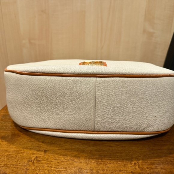 Valentina Elegant White Hobo Bag - Picture 5 of 6